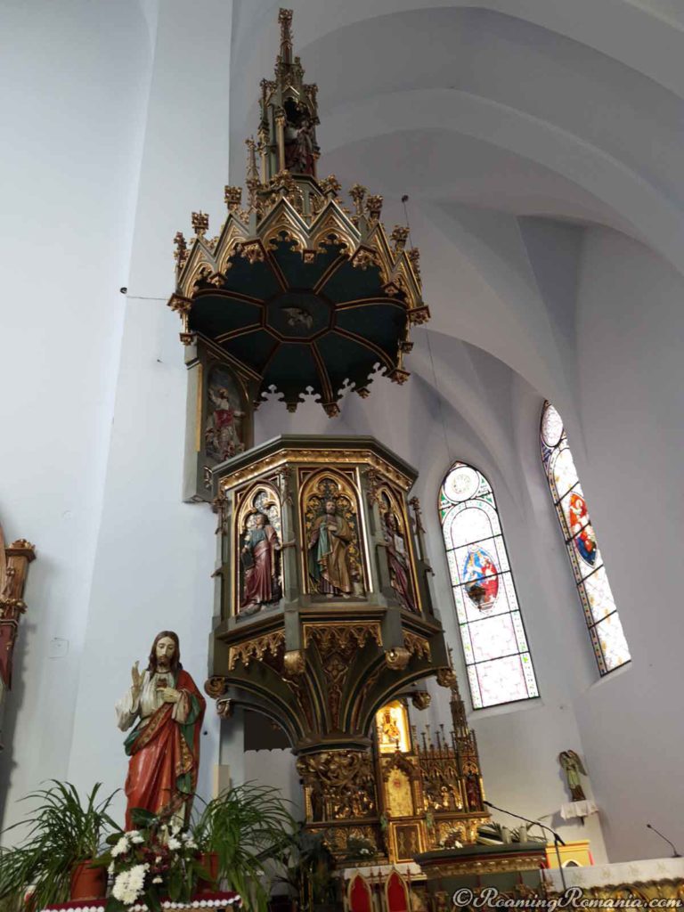 Basilica Assumption in Cacica Pulpit