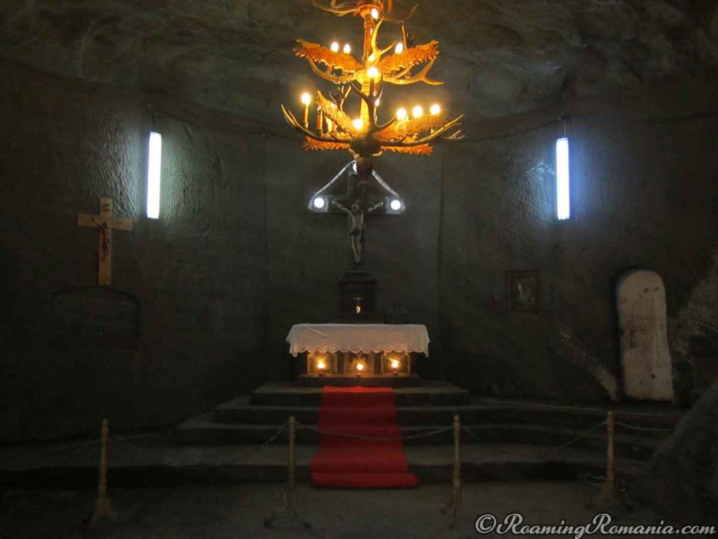 Alter Inside the St. Varvara Chapel